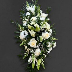 svetlo spomienok smutocna ikebana